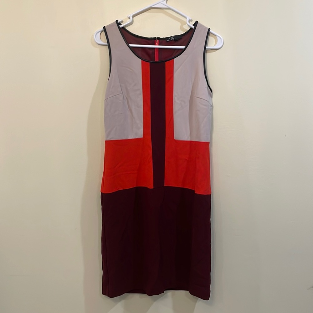 Sleeveless business style dress. Size S